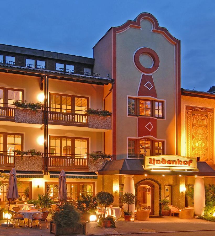 Landhotel Lindenhof Feld am See Buitenkant foto
